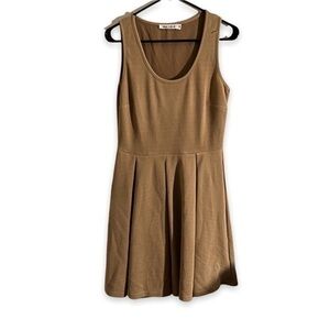 White mark dress